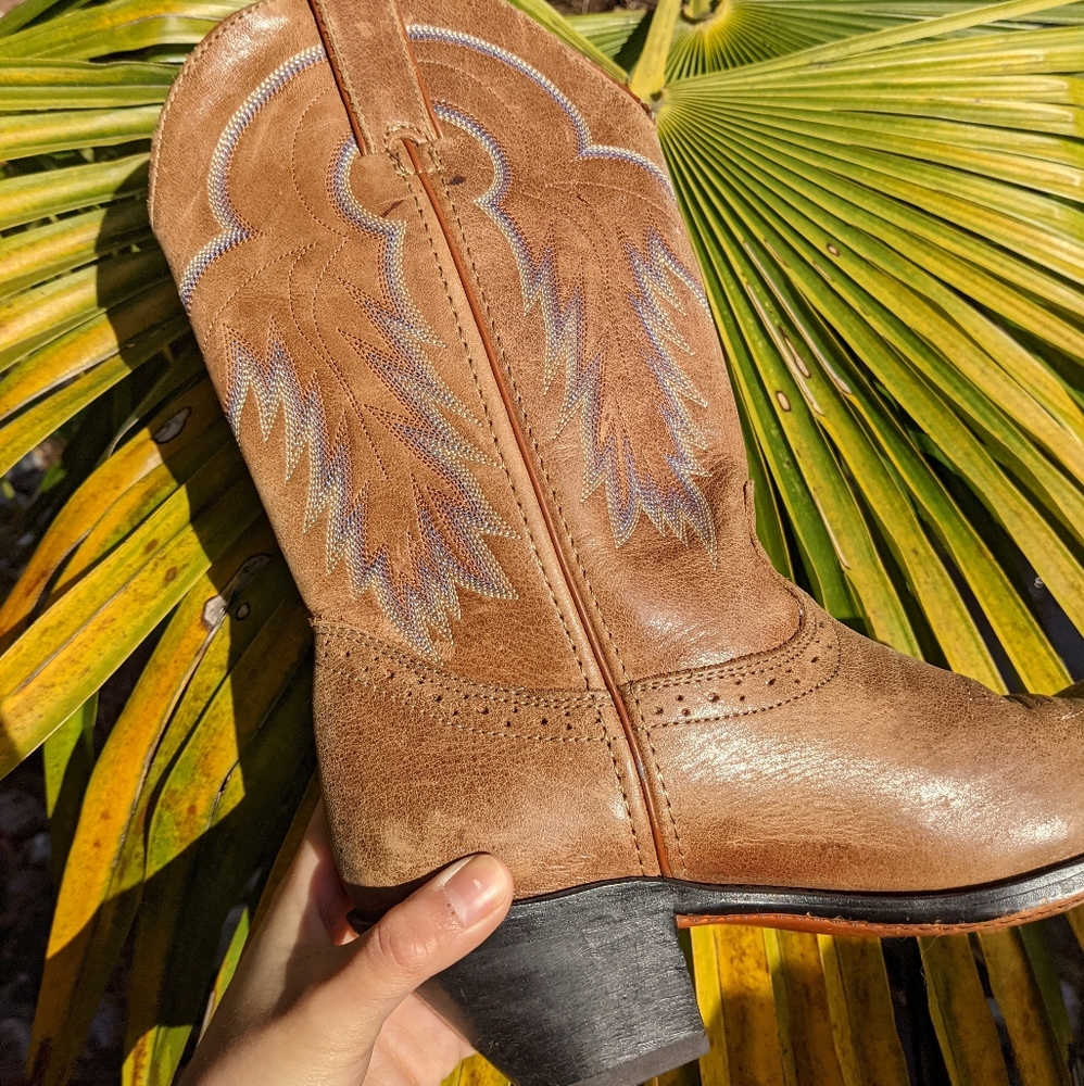 Tony Llama cowgirl boots
